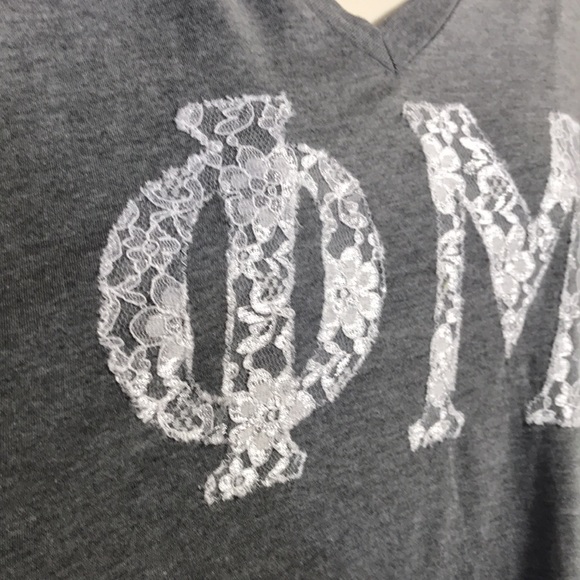 Phi Mu V-Neck Tee Vintage - Picture 4 of 6